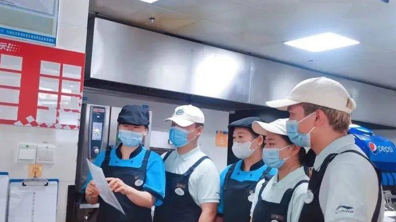 冷冻与冷藏：食材配送中的温度差异解析**